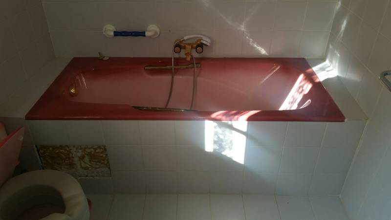 Baignoire accessible PMR Hyères avant