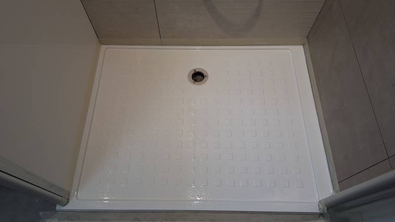 Solution Bain vous propose une solution de rénovation pour votre receveur douche à Château Renard !