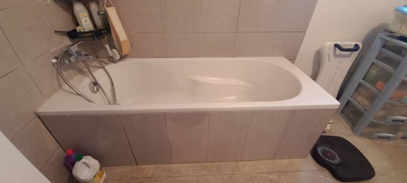 Déplacement à Brignoles (83170) pour la transformation d’une baignoire avec ouverture et porte anti-éclaboussures