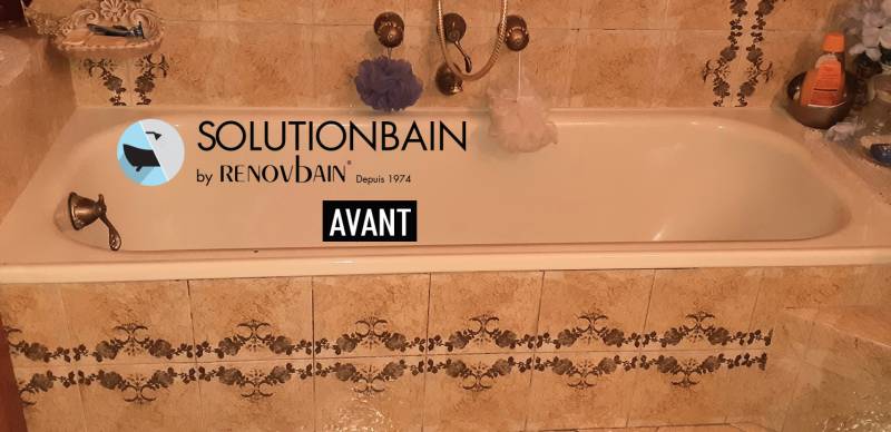 Ouverture de baignoire avec l’installation d’une porte étanche sur-mesure  Solutionbain