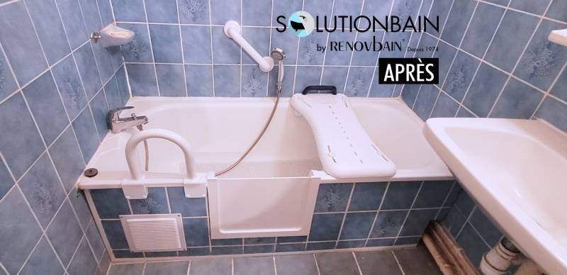 Ouverture de baignoire avec l’installation d’une porte anti-éclaboussure