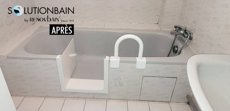 Ouverture de baignoire et installation d’une porte anti-éclaboussure