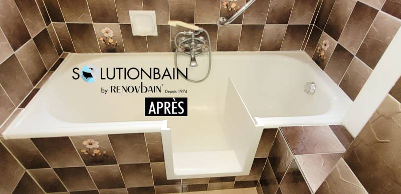 Ouverture de baignoire et installation d’une porte anti-éclaboussure solutionbain