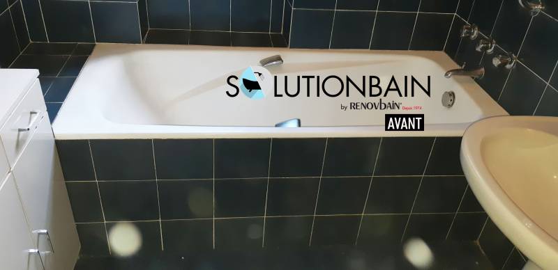 AVANT Ouverture de baignoire pour personnes âgées à Cannes