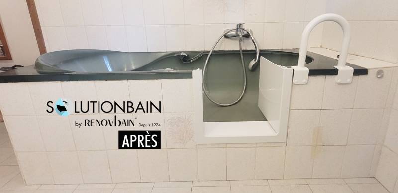 Ouverture de baignoire avec installation d’un portillon anti-éclaboussure solutionbain