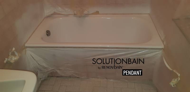 Rénovation d'une baignoire en fonte.